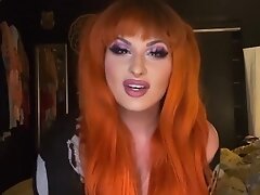 Bailey Jay jerks off and cums hard to porn saved on her phone